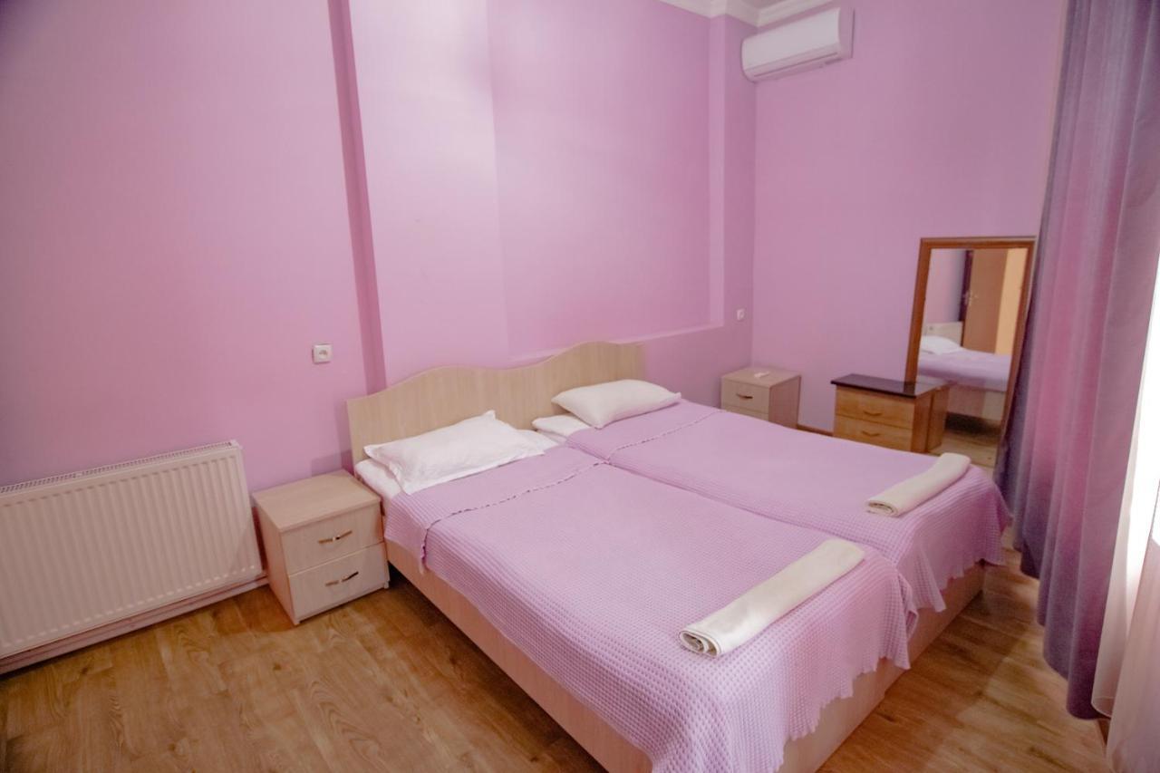 Gh Sanapiro Hotel Telavi Exterior photo