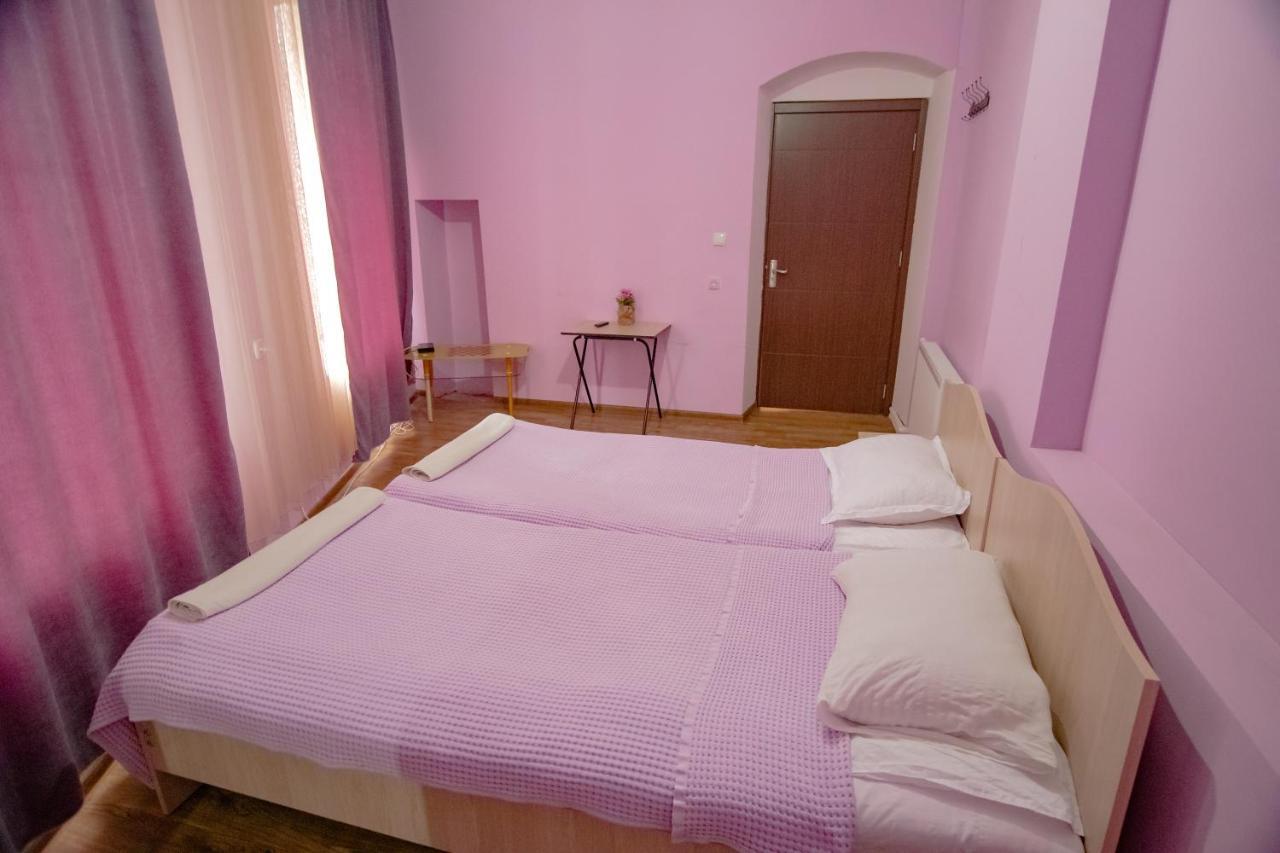 Gh Sanapiro Hotel Telavi Exterior photo